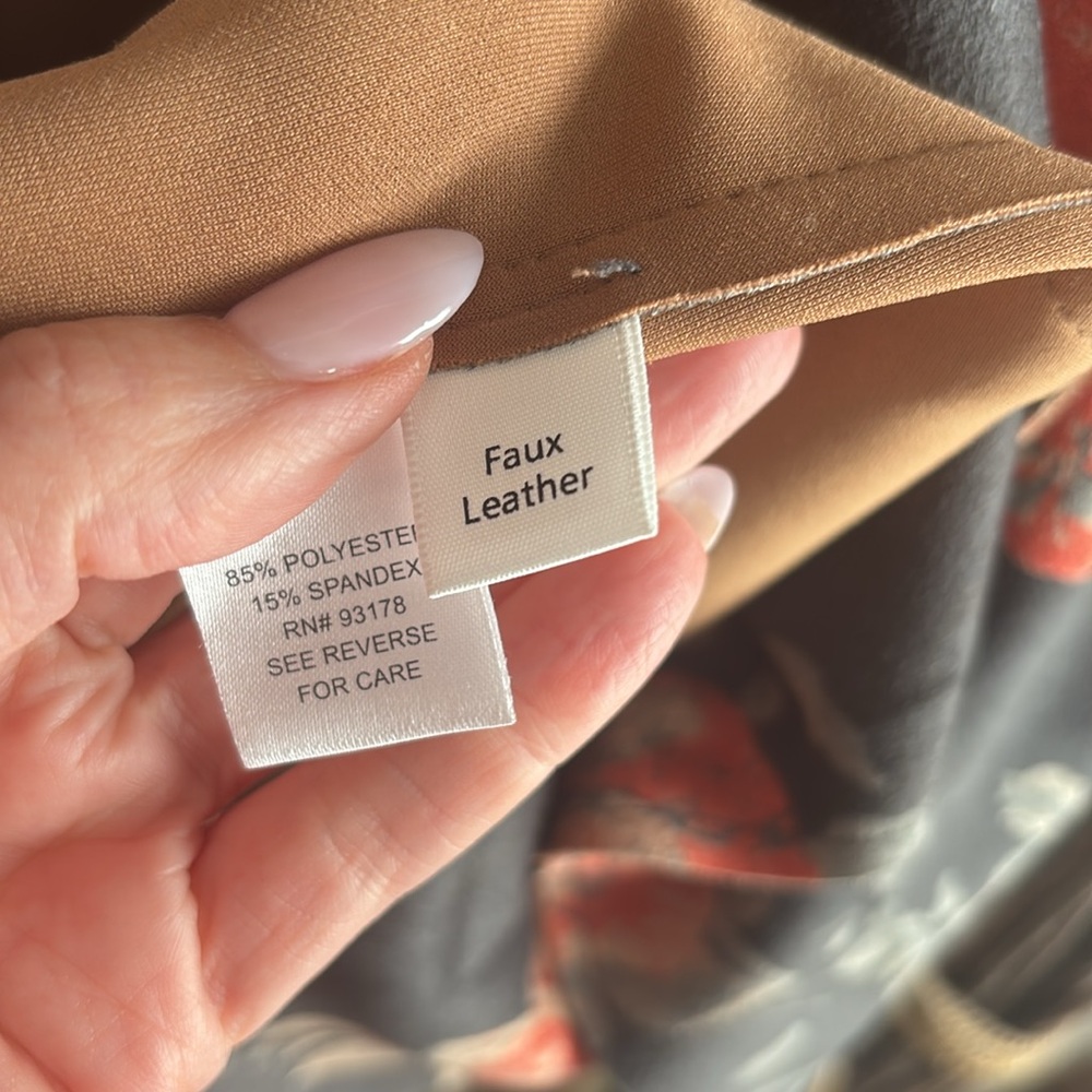 Chelsea & Theodore | Faux Leather Floral Cardigan 1x - Picture 8 of 11